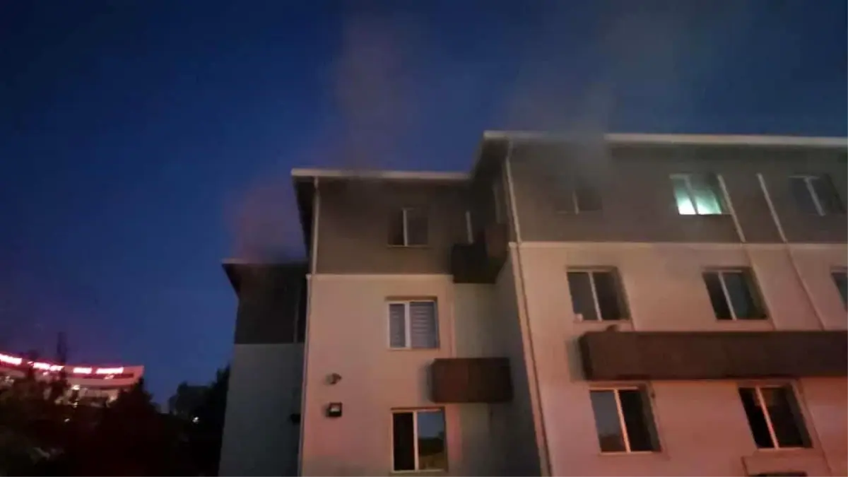 Bursa\'da Sağlık Müdürlüğü\'nde Yangın: Sabotaj İhtimali Araştırılıyor