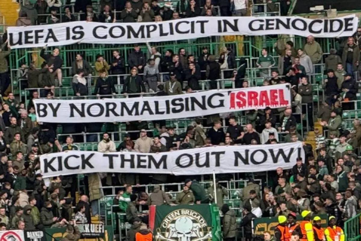 Celtic taraftarları UEFA\'yı suçlayarak İsrail\'i protesto etti