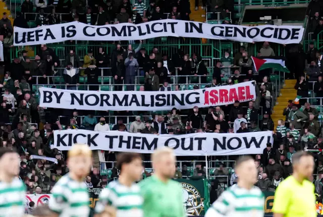 Celtic taraftarları UEFA'yı suçlayarak İsrail'i protesto etti