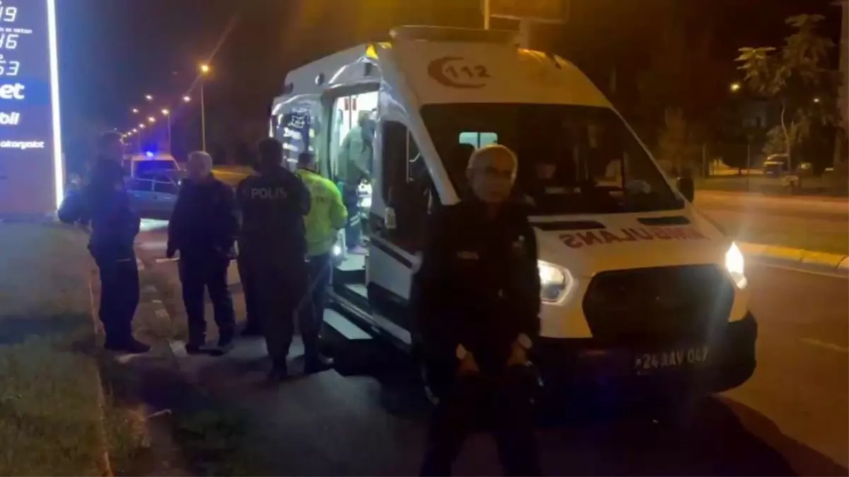 Erzincan\'da Trafik Kazası: 2 Yaralı