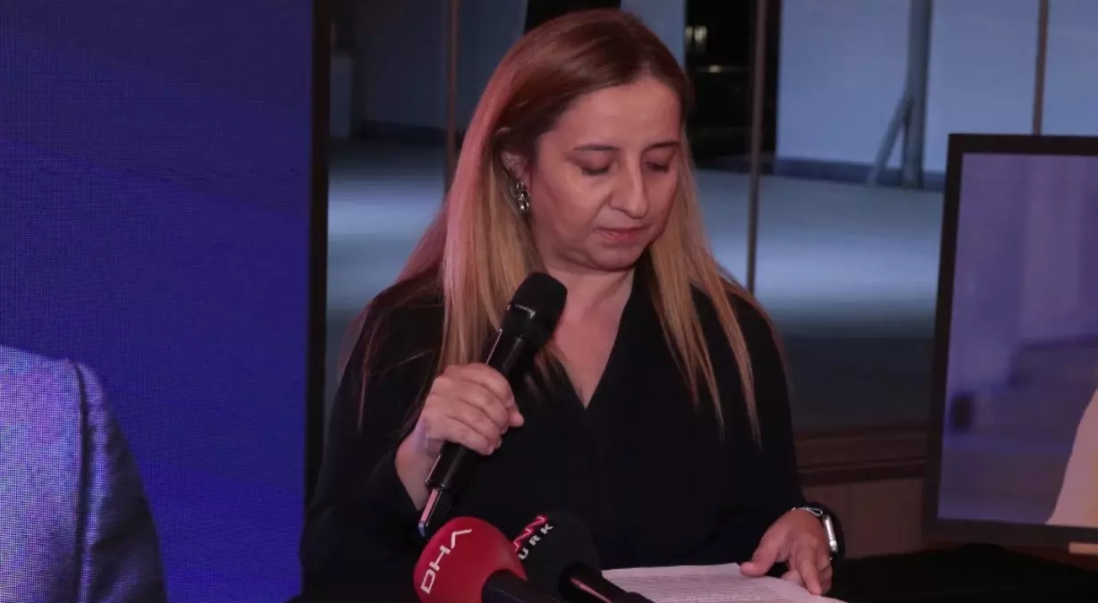 Güneri Cıvaoğlu Anıldı
