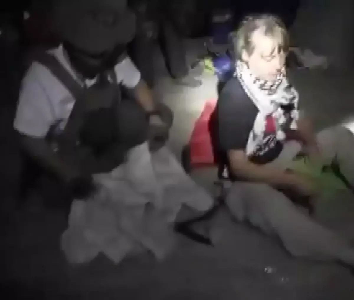 İsrail, Küresel Sumud Filosu\'nu Durdurdu