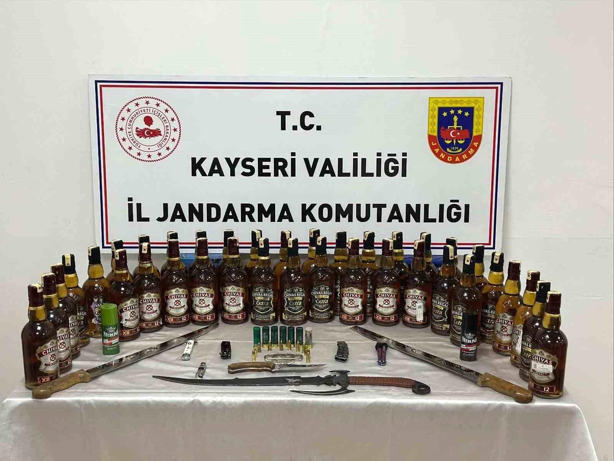 Kayseri\'de Sahte Alkol Operasyonu
