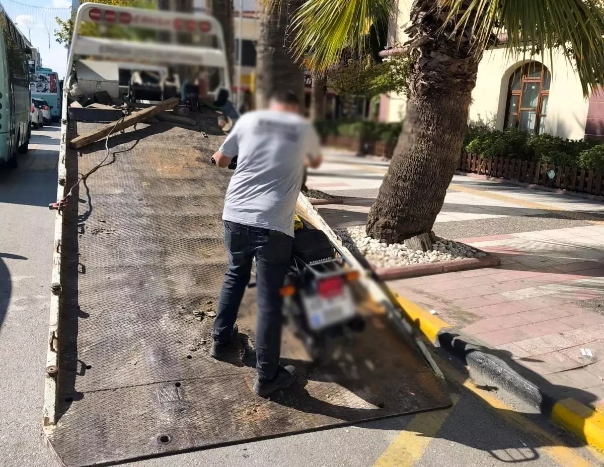 Manisa\'da Motosiklet Denetimi: 472 Cezalı