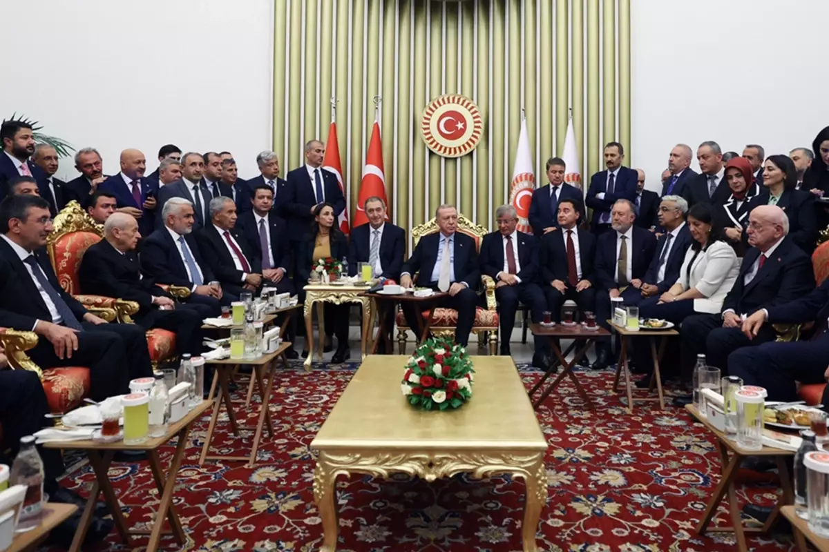 Meclis açılışına damga vuran fotoğrafa Erdoğan\'dan ilk yorum