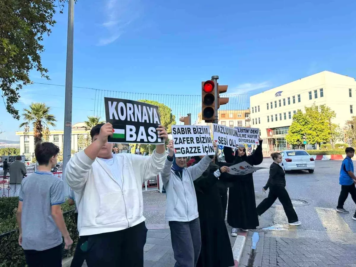 Soma\'da Filistin için Korna Eylemi