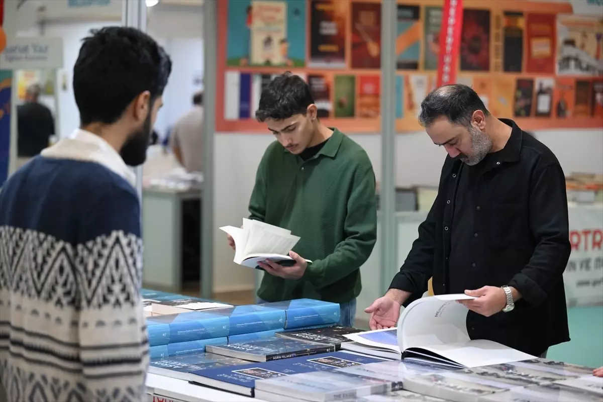 Ankara Kitap Fuarı 22. Yılda Kapılarını Açtı