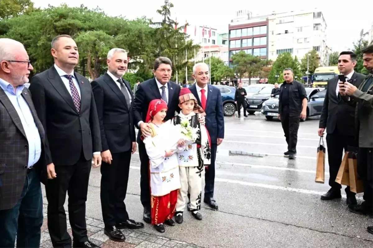Bakan Tunç Kırklareli\'nde Ziyaretler Gerçekleştirdi