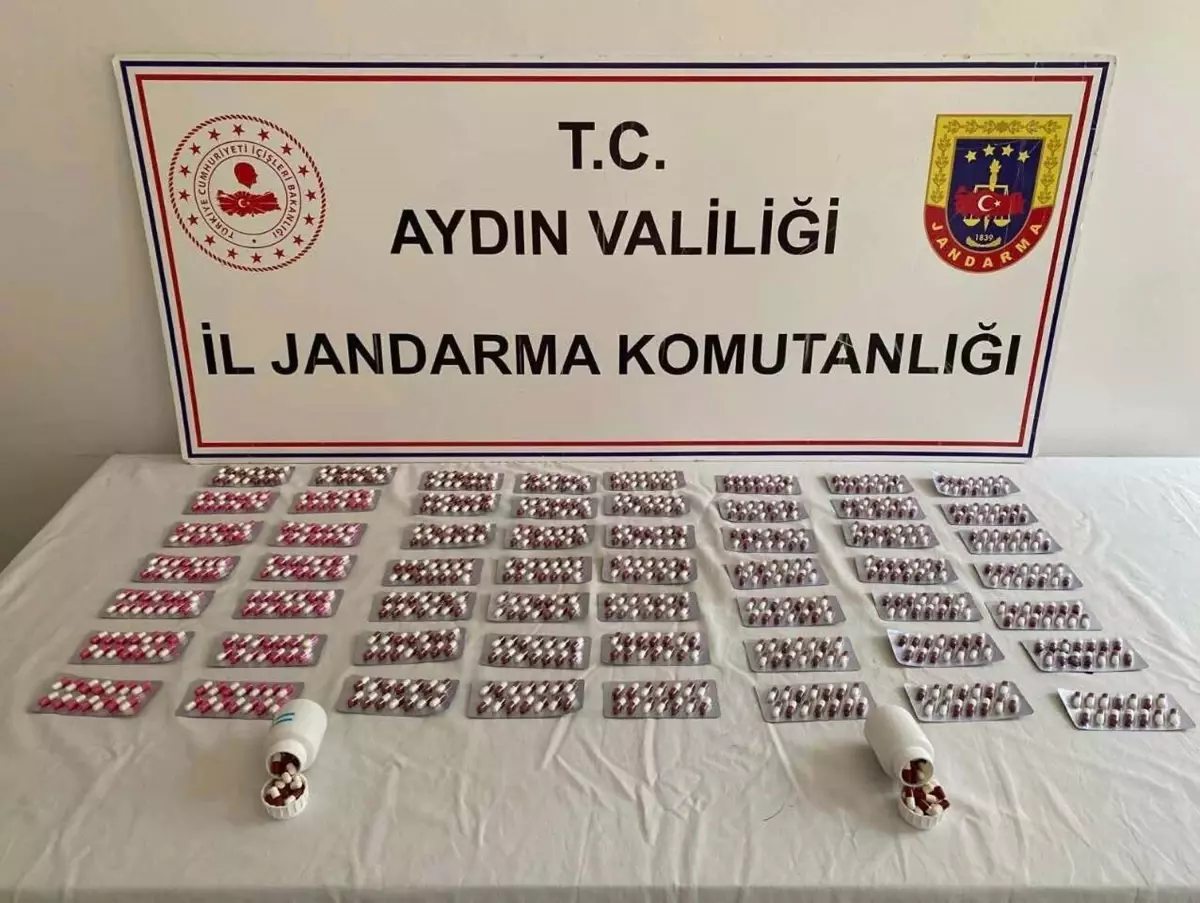 Kuşadası\'nda 898 Sentetik Hap Ele Geçirildi