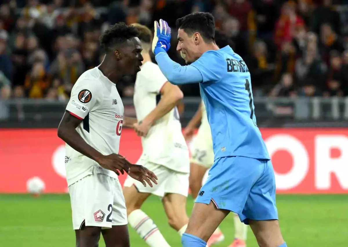 Berke Özer Roma\'ya Penaltı Şoku Yaşattı
