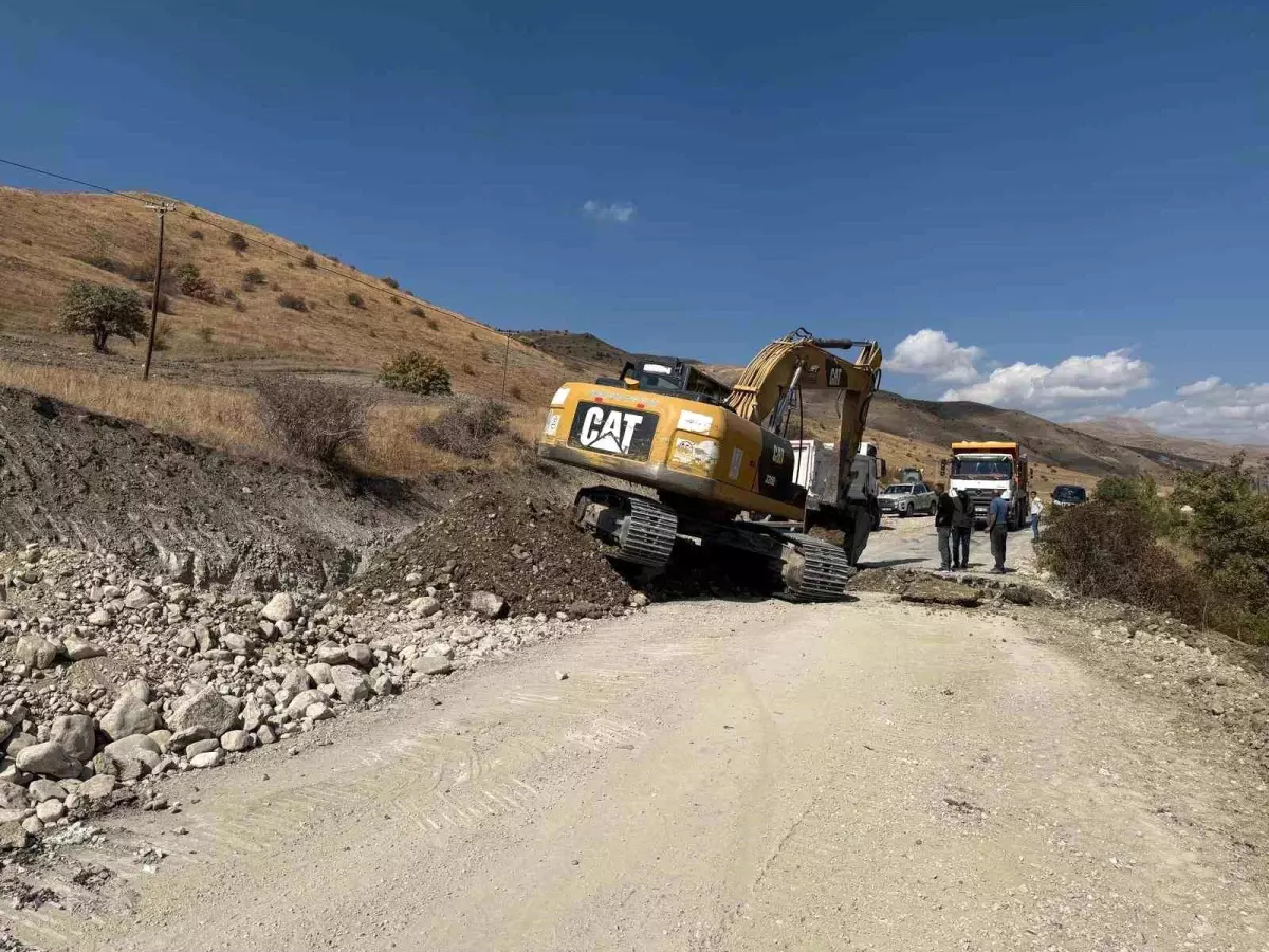 Erzurum\'da Yol Yapım Çalışmaları Devam Ediyor