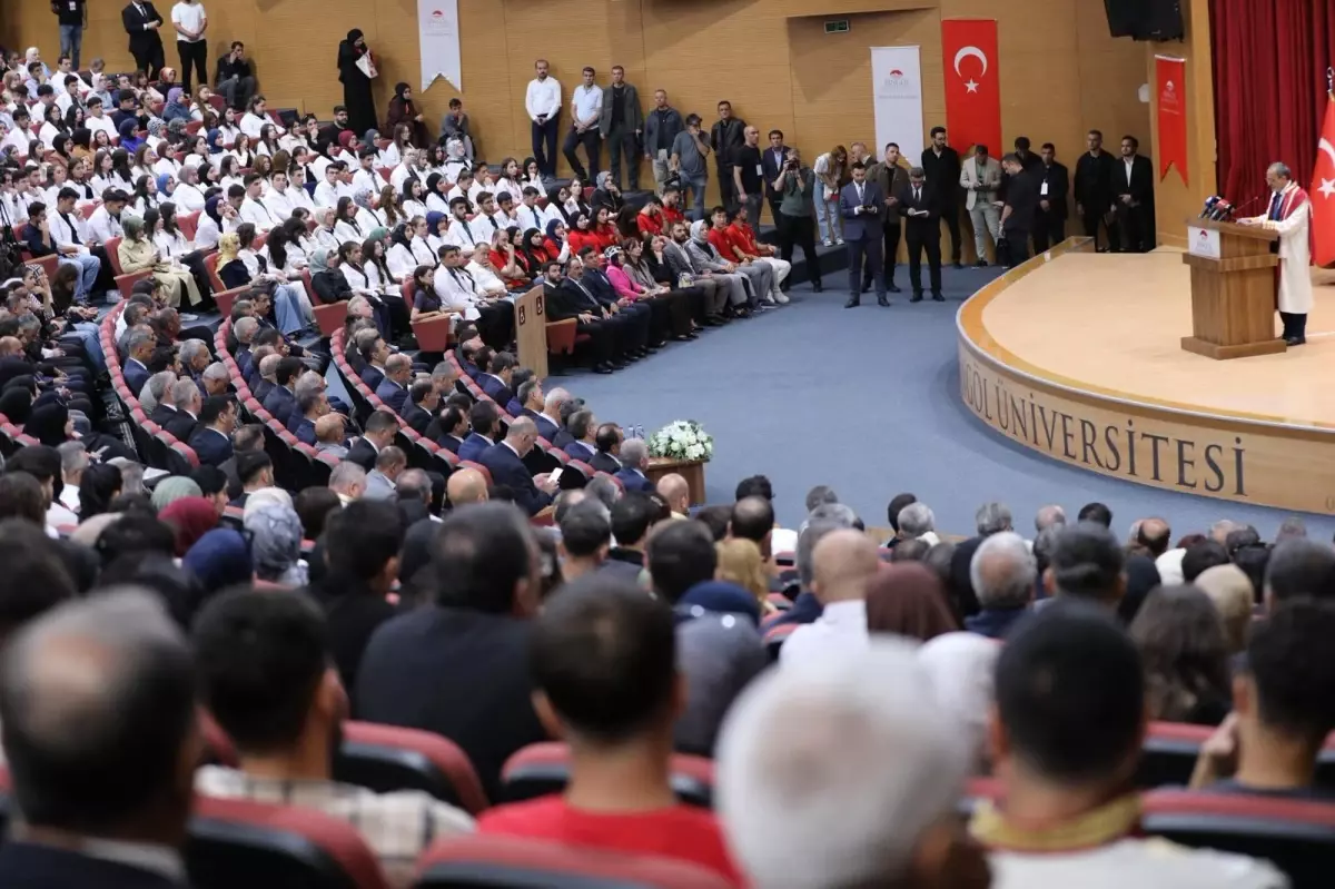 Cevdet Yılmaz: Merhametle birleşmeyen bilginin insanlığa faydası yok
