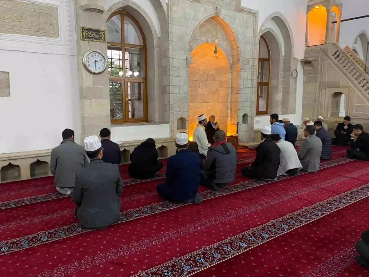 Elazığ\'da Sabah Namazı Buluşmaları Başladı