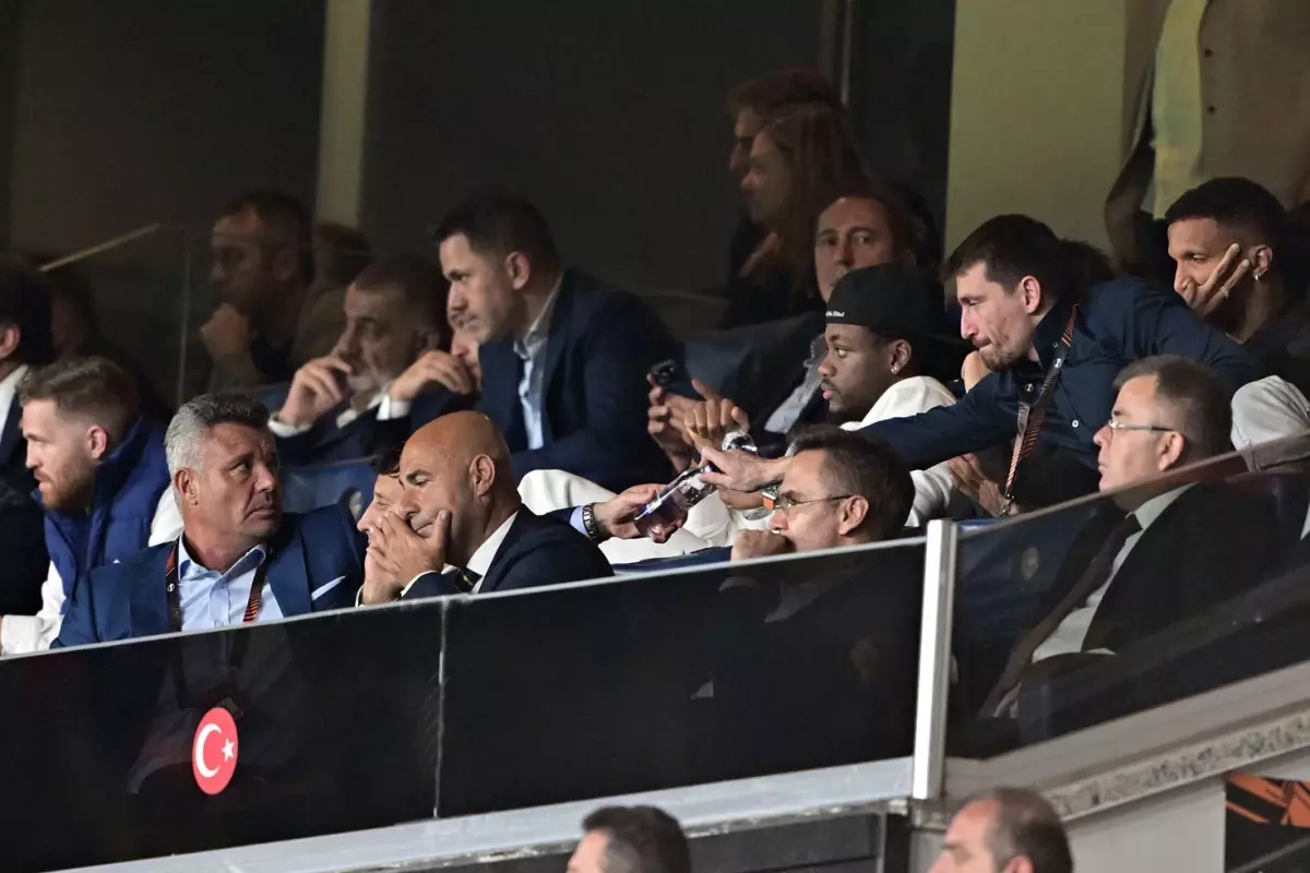 Herkes paylaşıyor! Fenerbahçe maçına damga vuran görüntü