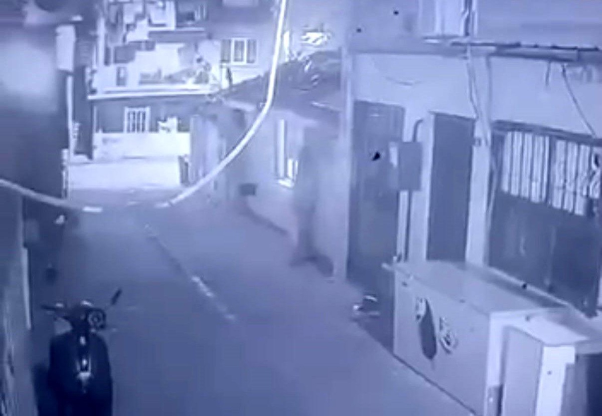 İzmit\'te Hırsız Paniği: Mahalleli Şüphelileri Darp Etti