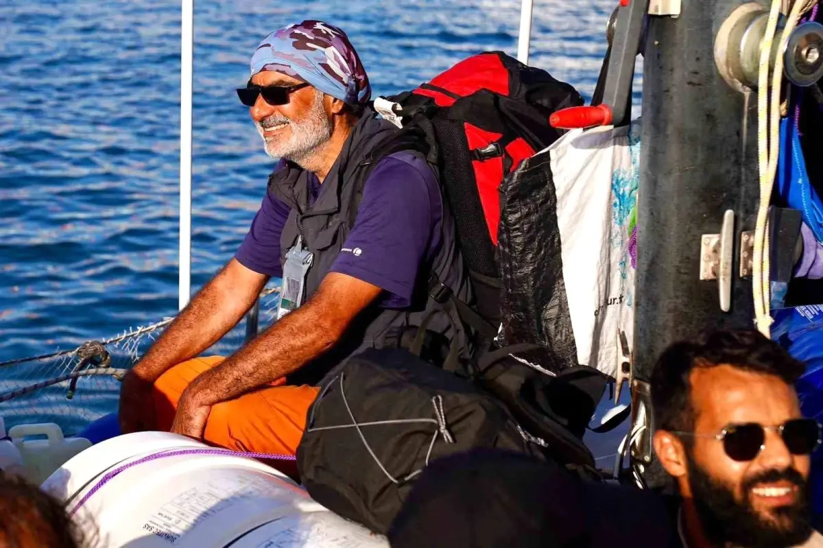 İsrail, Küresel Sumud Filosu\'ndan 4 İtalyan Aktivisti Sınır Dışı Etti