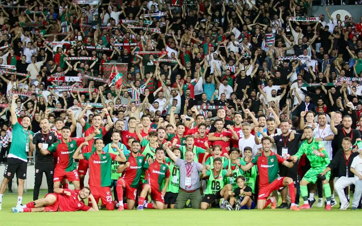 Karşıyaka, Eskişehir Anadolu\'yu Ağırlıyor