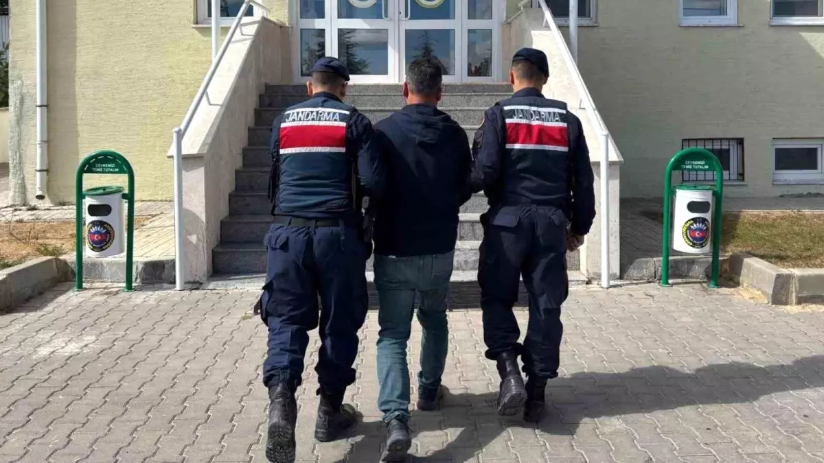 FETÖ Üyesi İhraç Komiser Yakalandı
