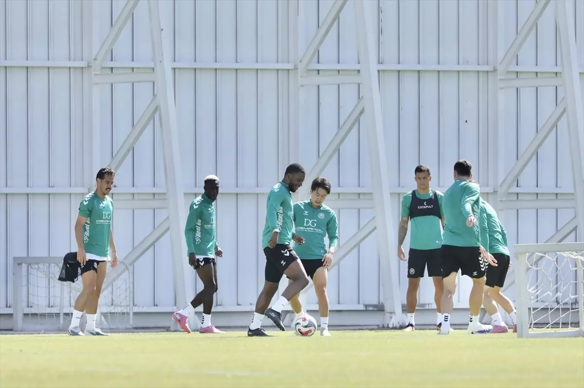 TÜMOSAN Konyaspor Kasımpaşa Maçına Hazırlanıyor