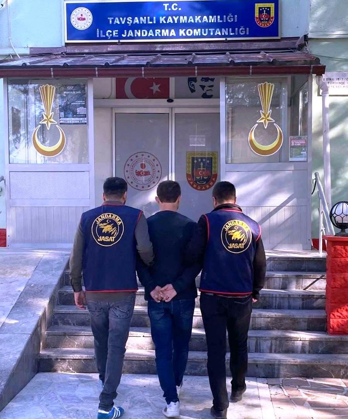 Kütahya\'da Hırsızlıkla Yargılanan Şahıs Yakalandı