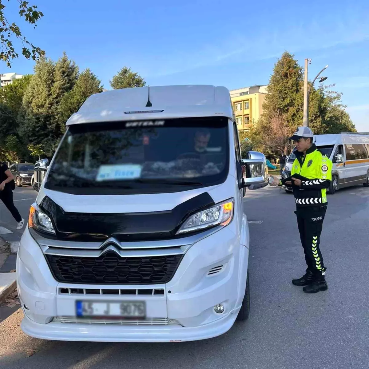 Manisa\'da Okul Servislerine Denetim