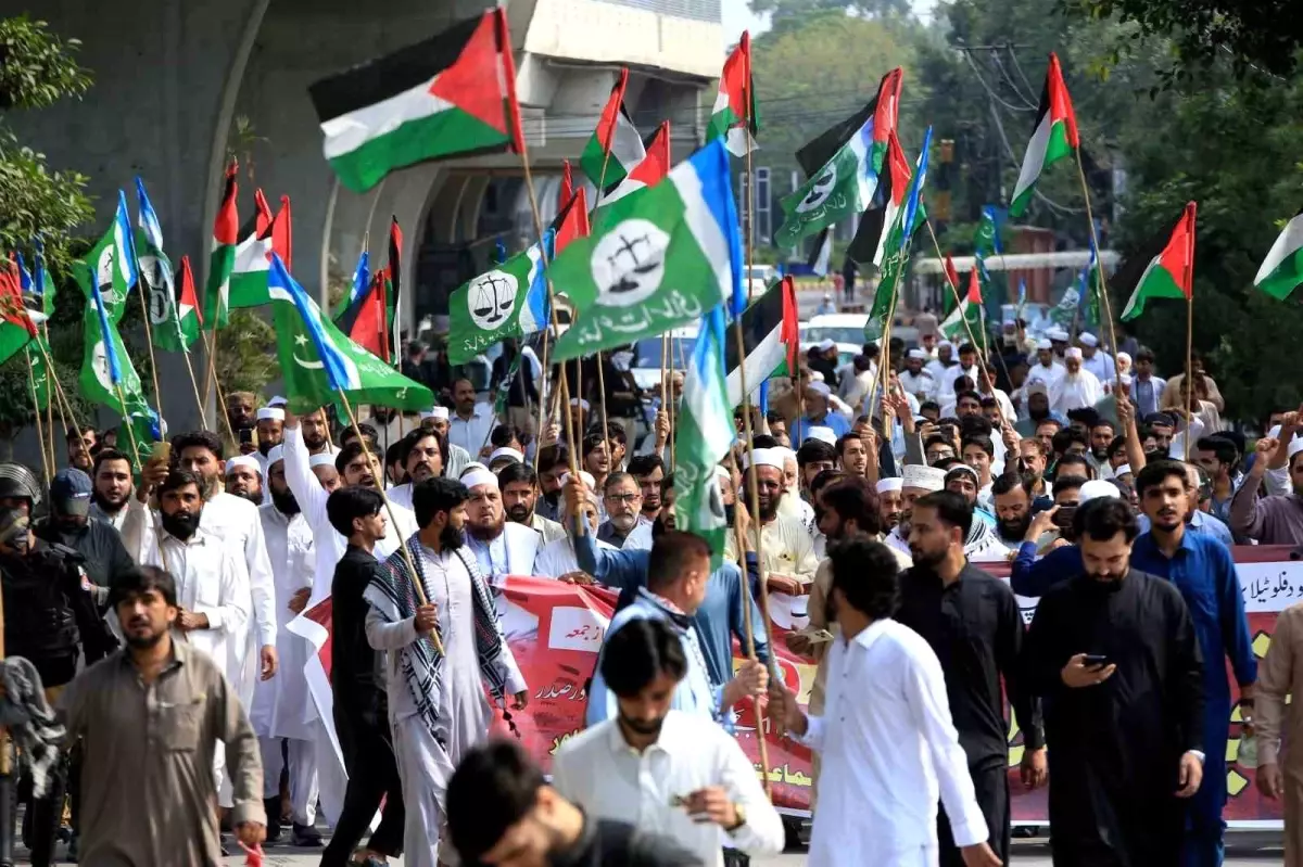 Pakistan\'da İsrail Protestosu