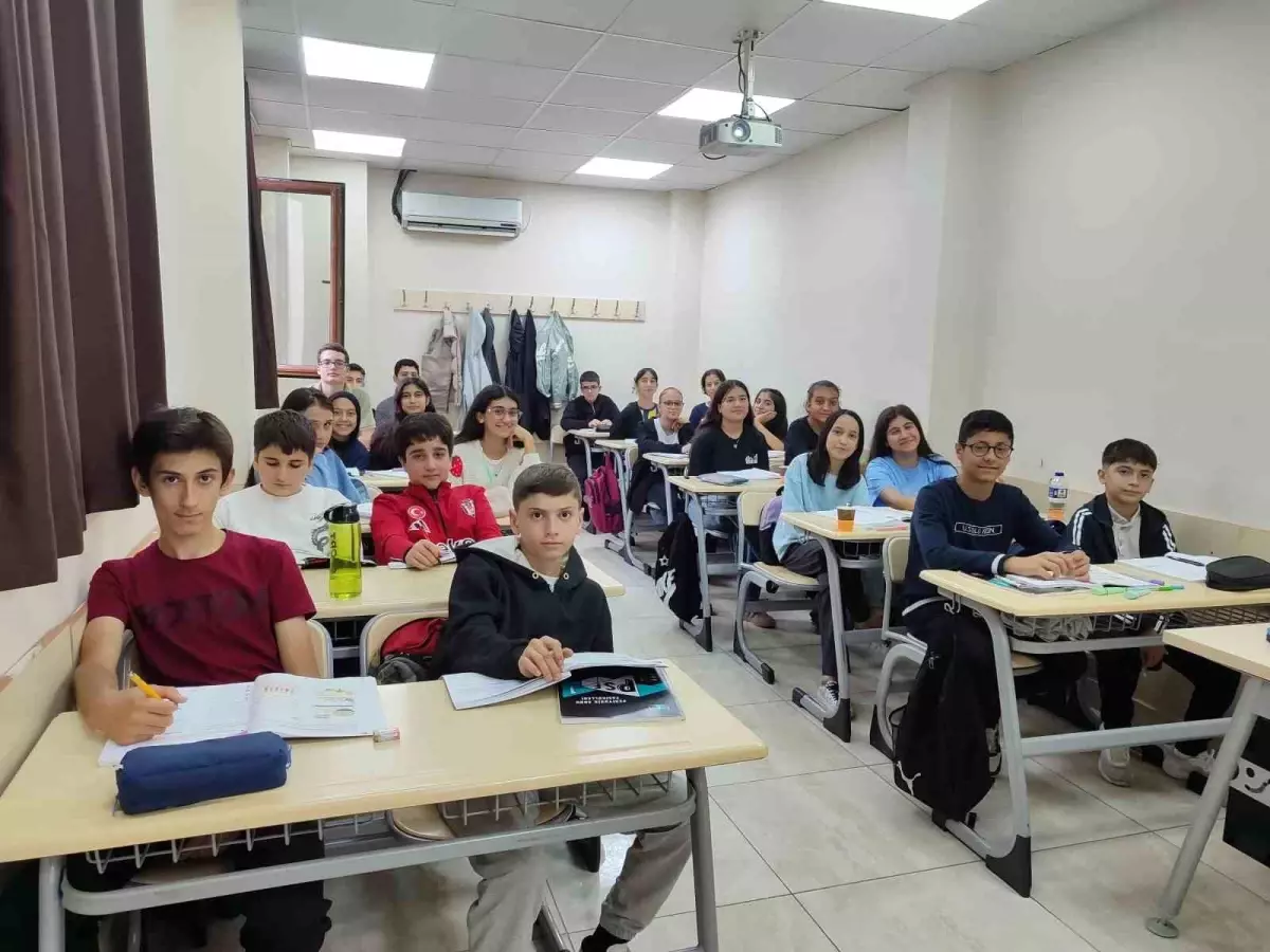 Yavuz Bülent Bakiler, Gaziosmanpaşa Belediyesi\'nde Anıldı