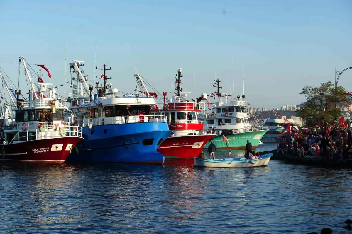Samsun\'da Filistin\'e Destek İçin Deniz Korteji Düzenlendi