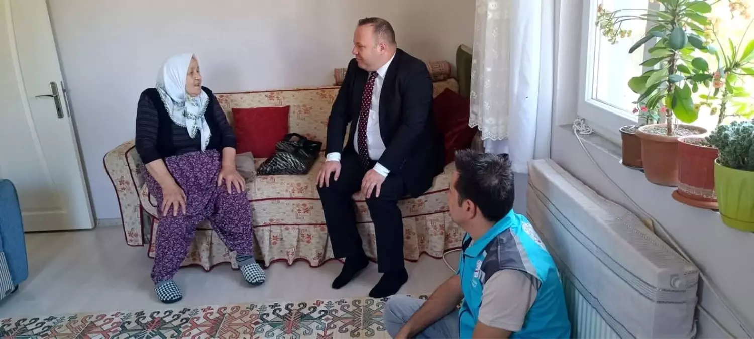 Yaşlılar Günü\'nde Unutulmaz Ziyaret