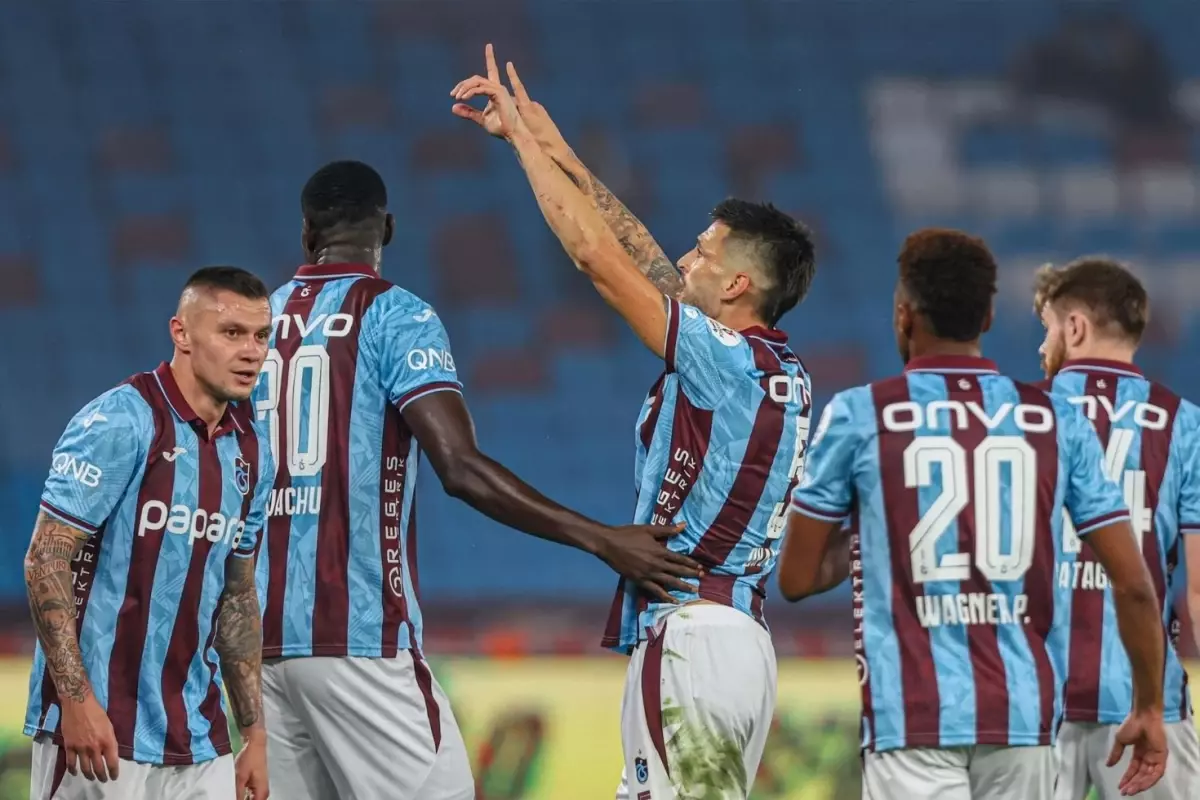 Trabzonspor, Zecorner Kayserispor\'u 4-0 mağlup etti