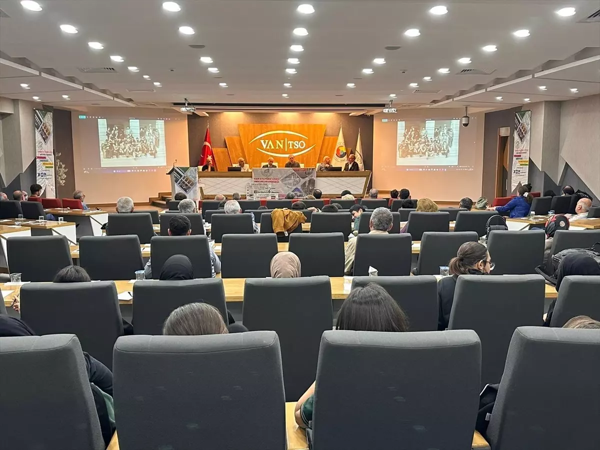 Van\'da Mezun Akademi Etkinliği