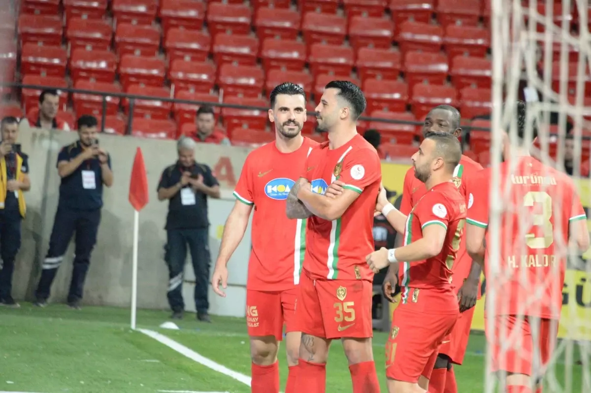 Amed SK, Keçiörengücü\'nü 4-1 Yendi