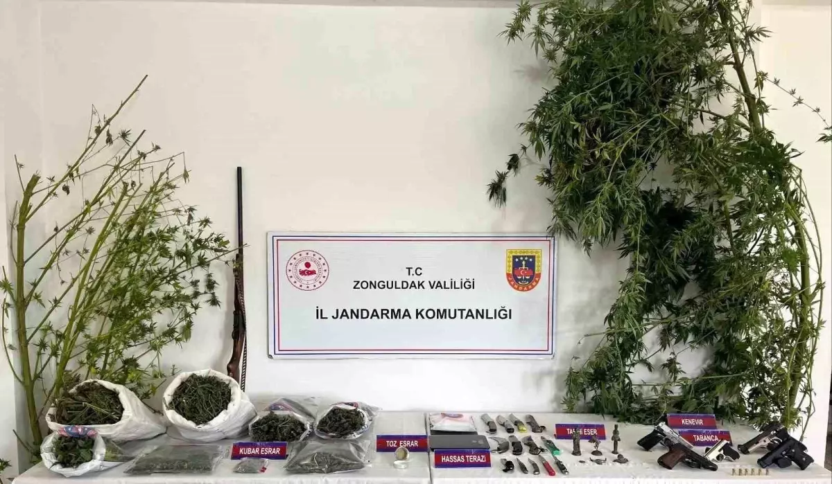 Zonguldak\'ta Narkotik Operasyonu: 5 Şüpheli Yakalandı