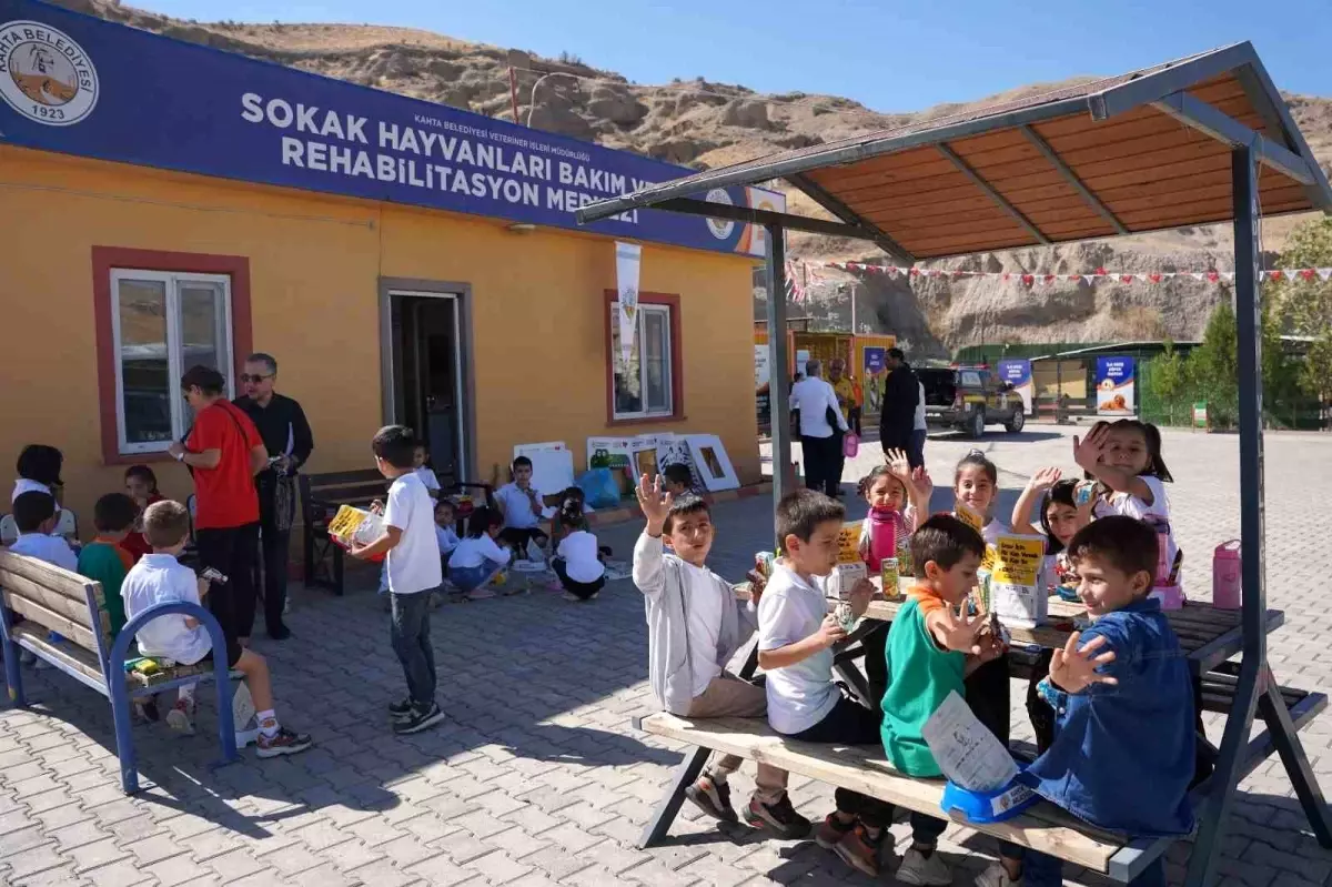 Adıyaman\'da 4 Ekim Dünya Hayvanları Koruma Günü Etkinliği