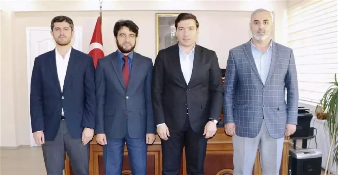 Keban Müftüsü Kaymakam\'ı Ziyaret Etti
