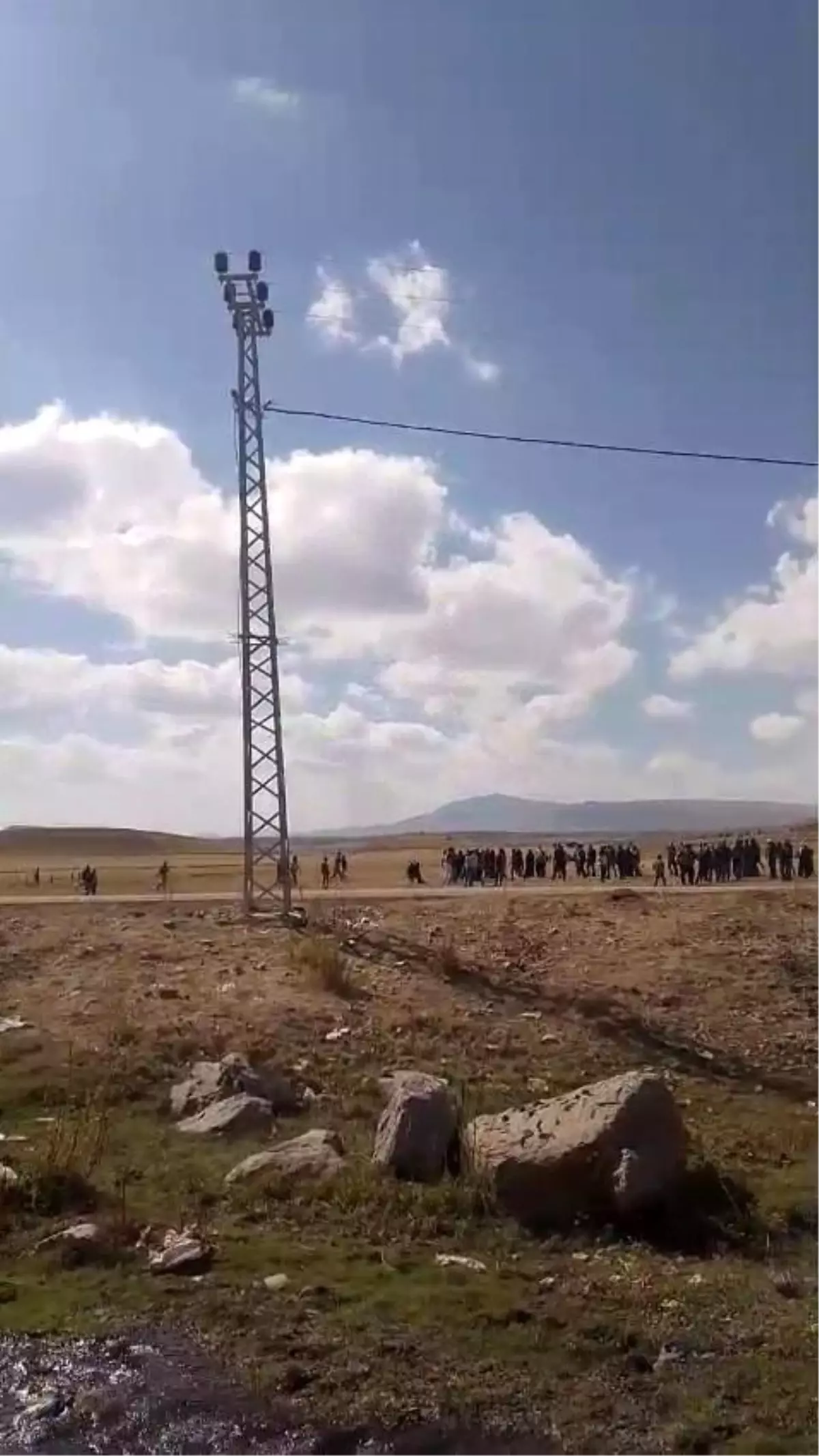 Tekman\'da Aileler Arasında Kavga: Jandarma Devreye Girdi