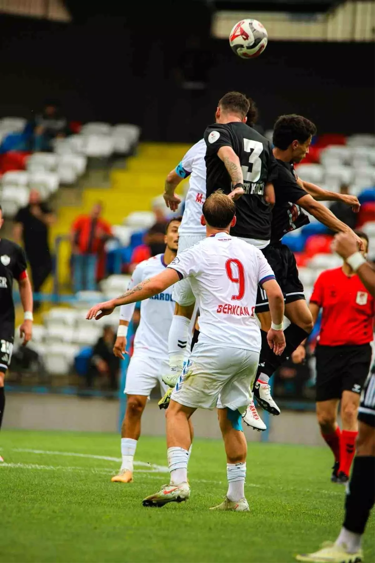 Karabük İdman Yurdu, Yozgat Belediyesi Bozokspor\'a 6-0 Yenildi