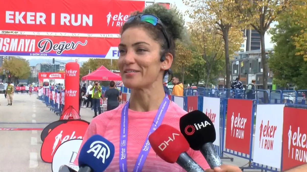 Bursa\'da 12. Eker I Run Heyecanı
