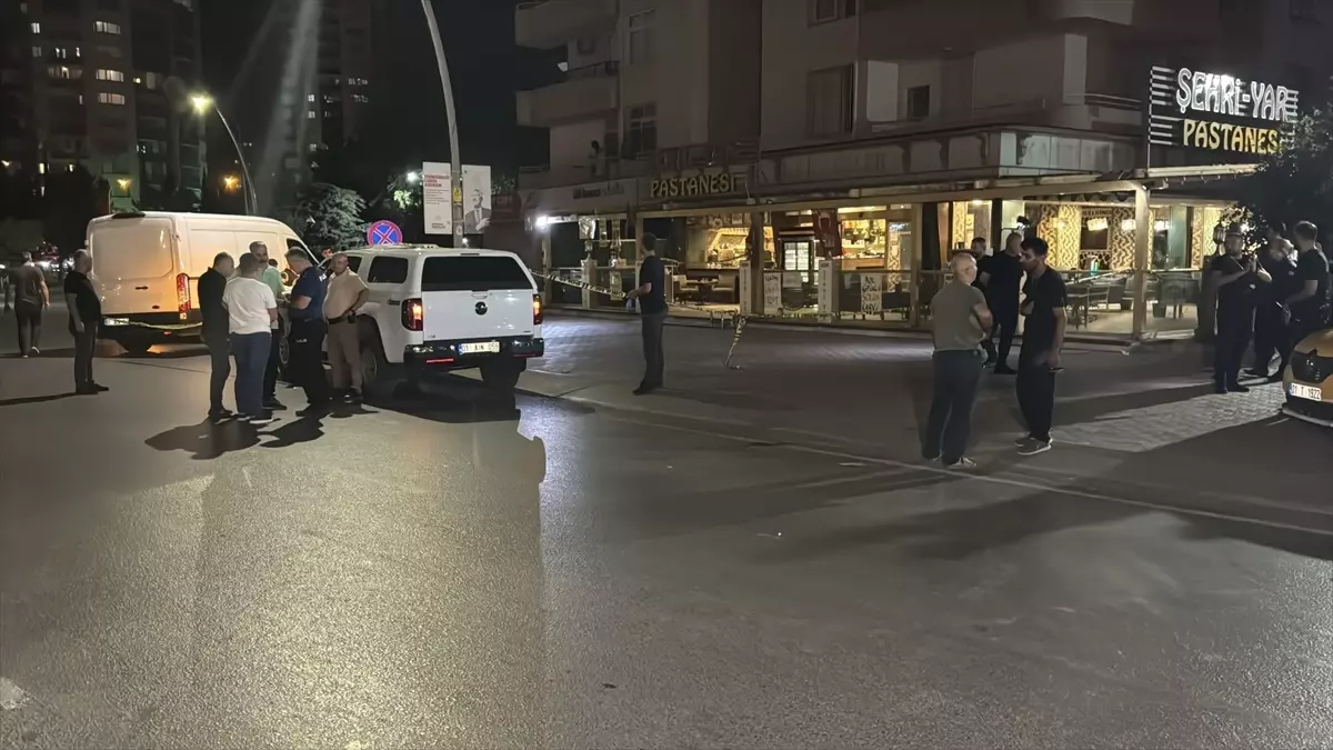 Adana\'da El Bombası Atan Şüpheli Yakalandı