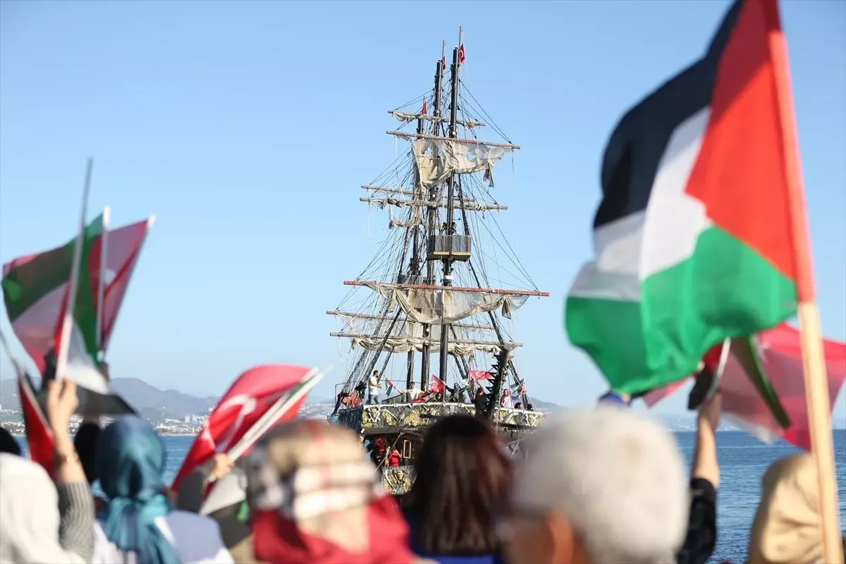 Antalya ve ilçelerinde "Gazze Kararlılık Yürüyüşü" düzenlendi