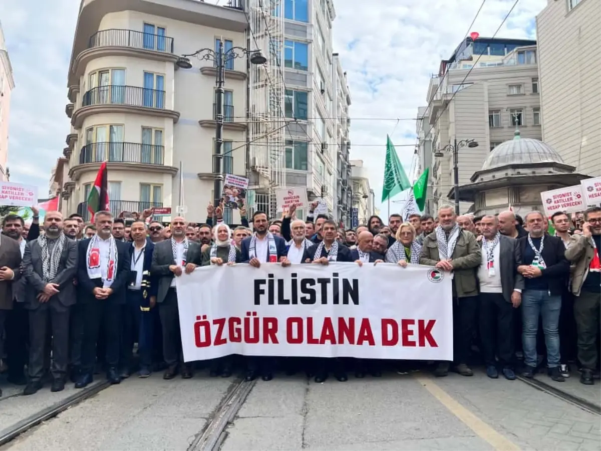 Filistin\'e Destek Gösterisi