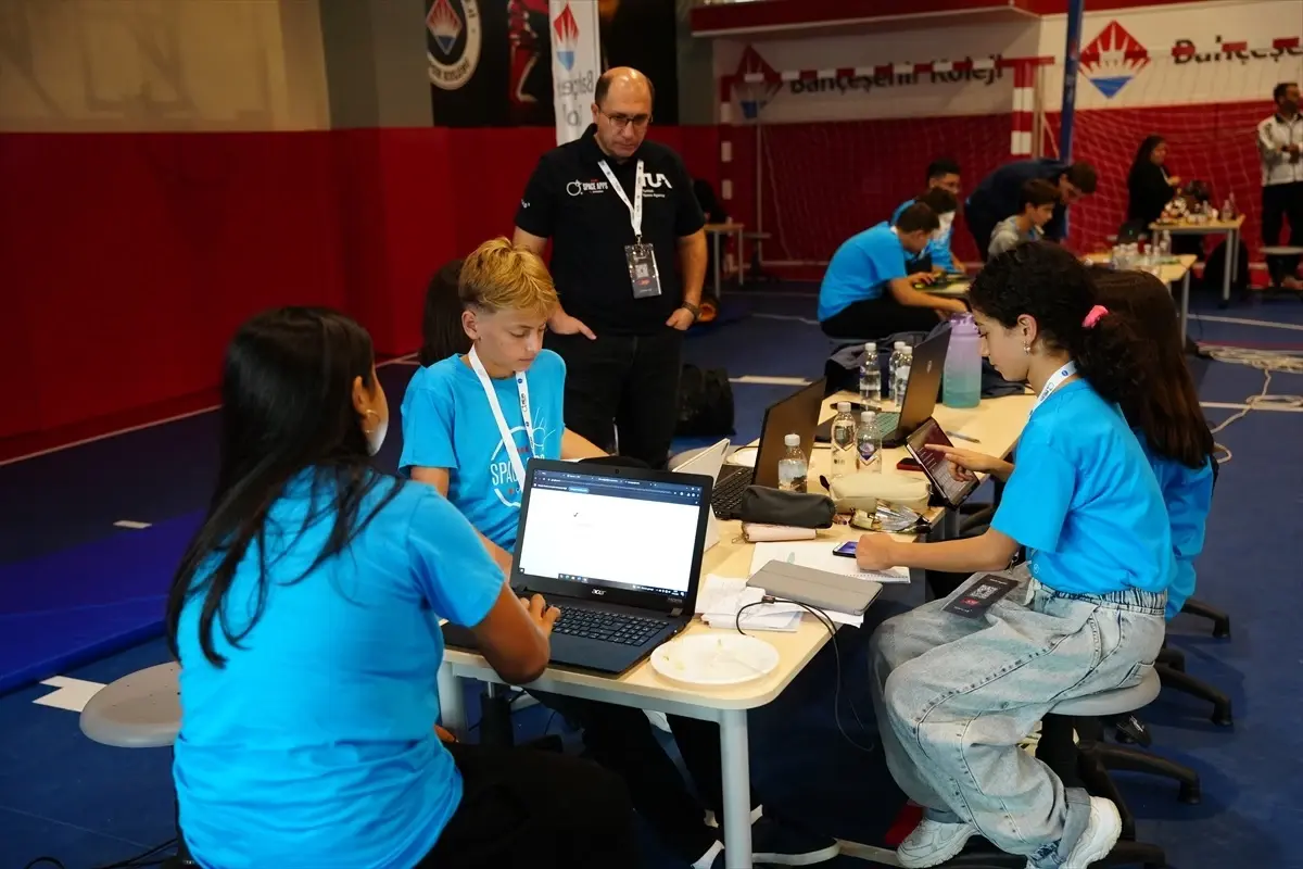 Çanakkale\'de NASA Space APPS Yarışması