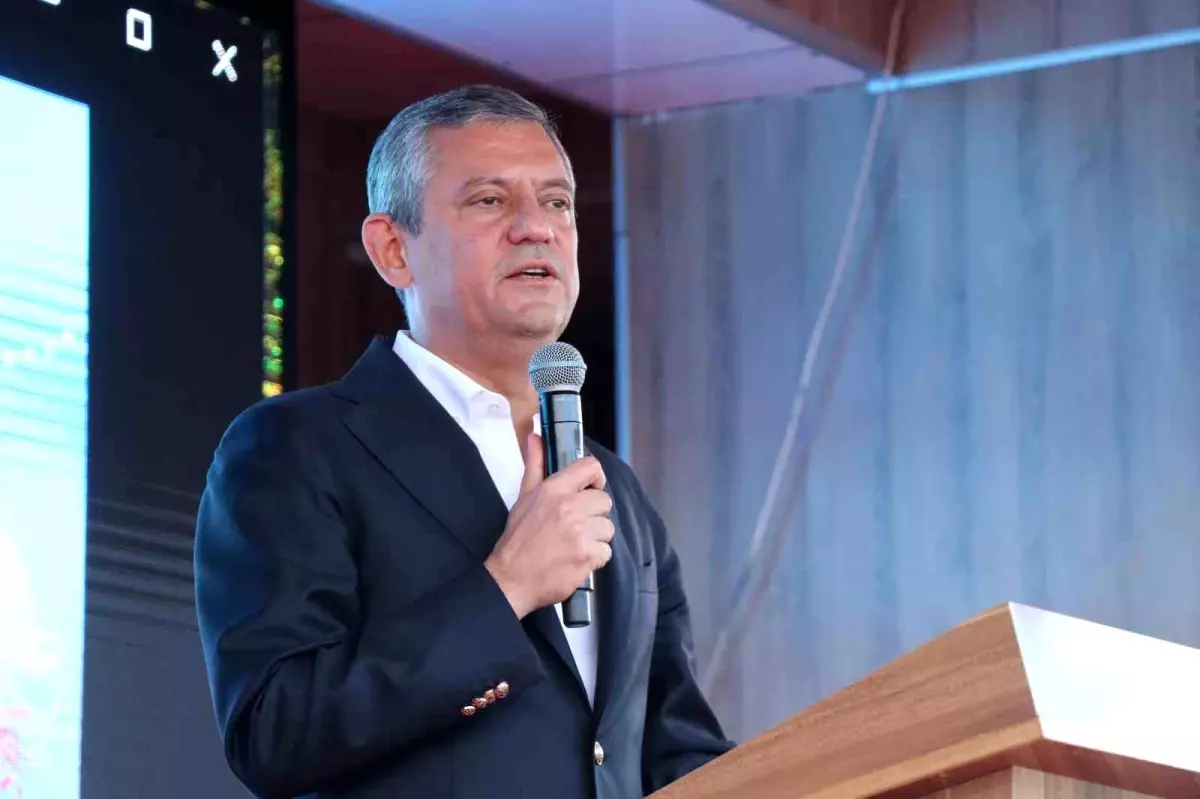 Özgür Özel\'den Hırsızlık İddialarına Sert Yanıt