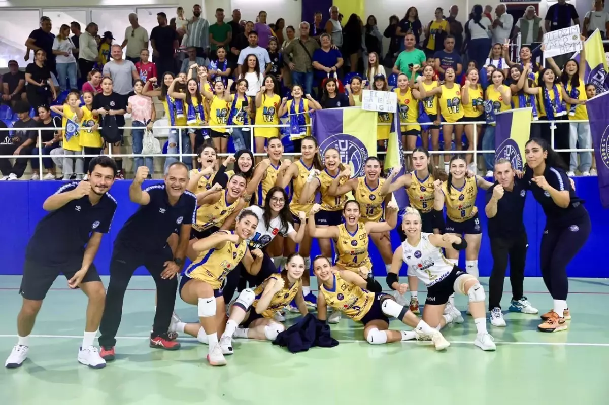 Didim Belediyespor Kadın Voleybol Takımı Sezona Galibiyetle Başladı