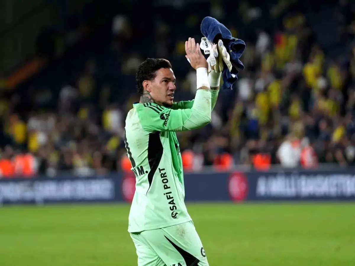 Ederson Kadrodan Çıkarıldı