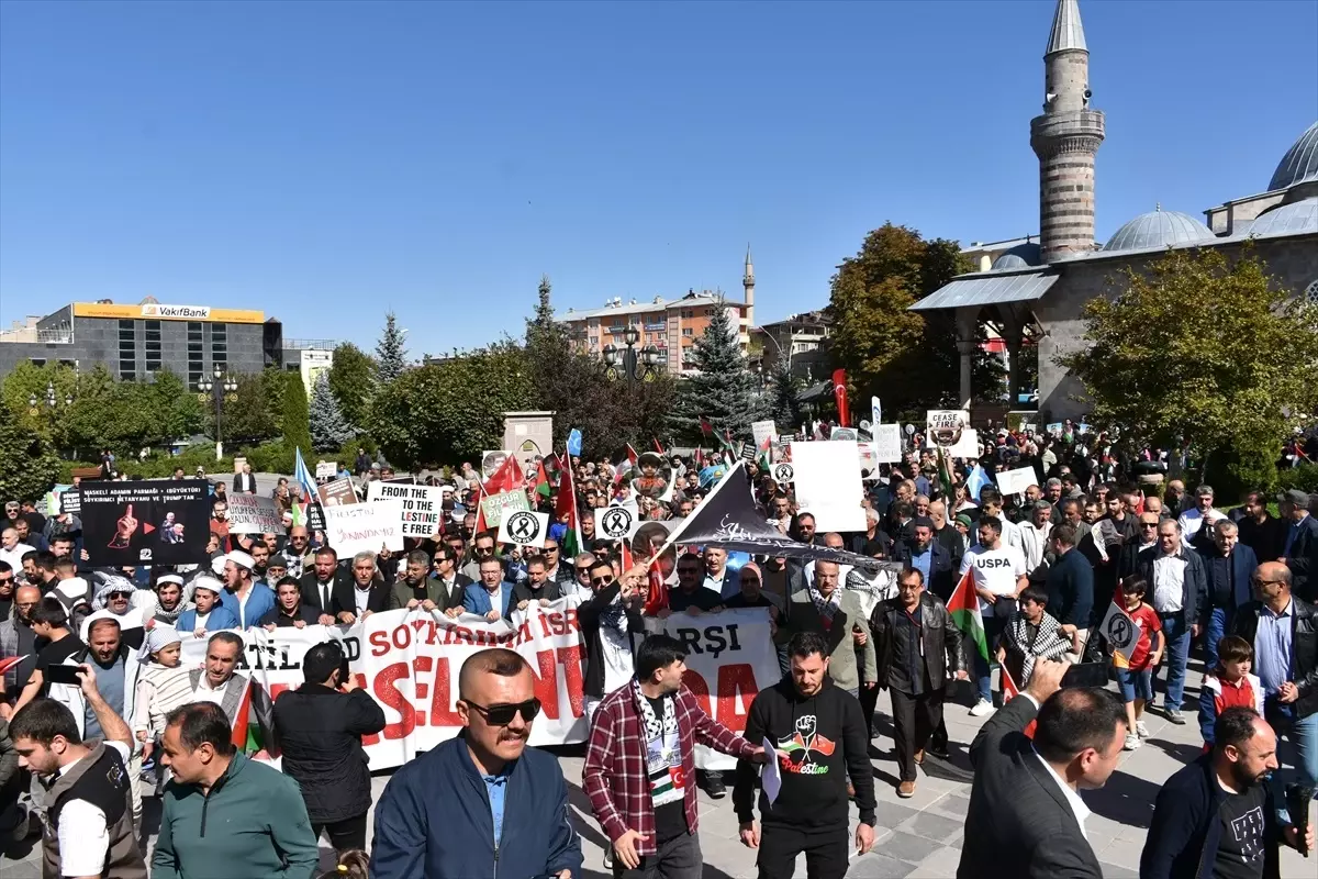 Erzurum\'da Gazze\'ye Destek Yürüyüşü