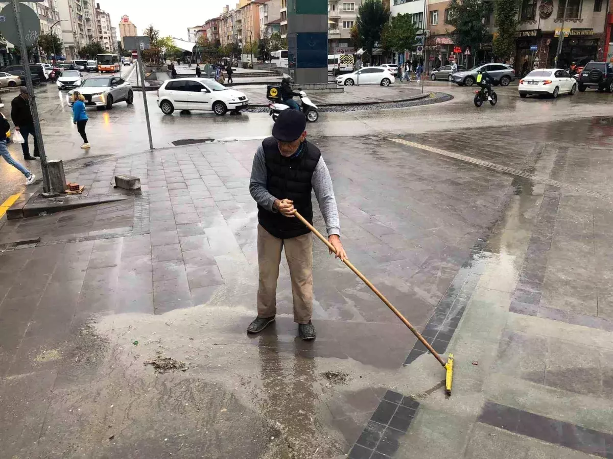 Eskişehir\'den Örnek Davranış