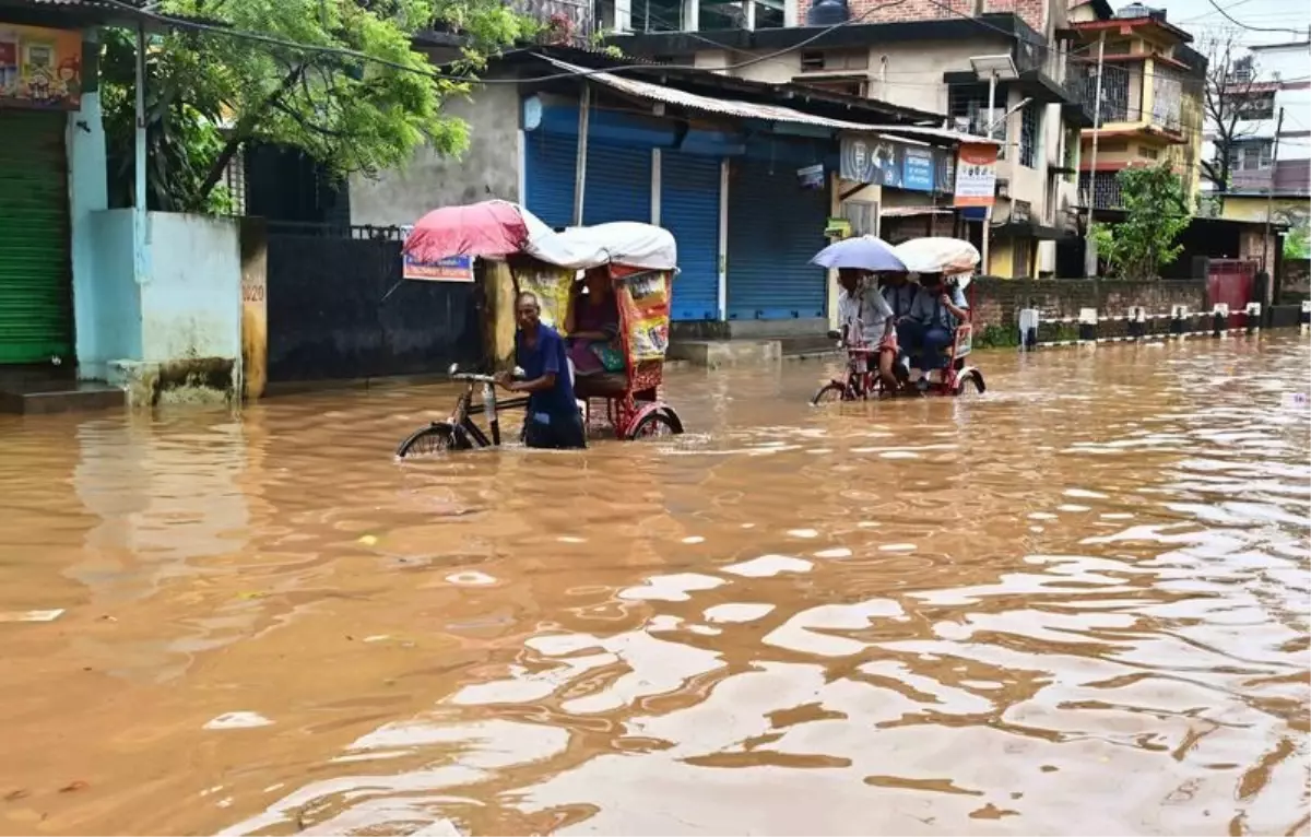 Darjeeling\'de Sel Felaketi: 18 Ölü