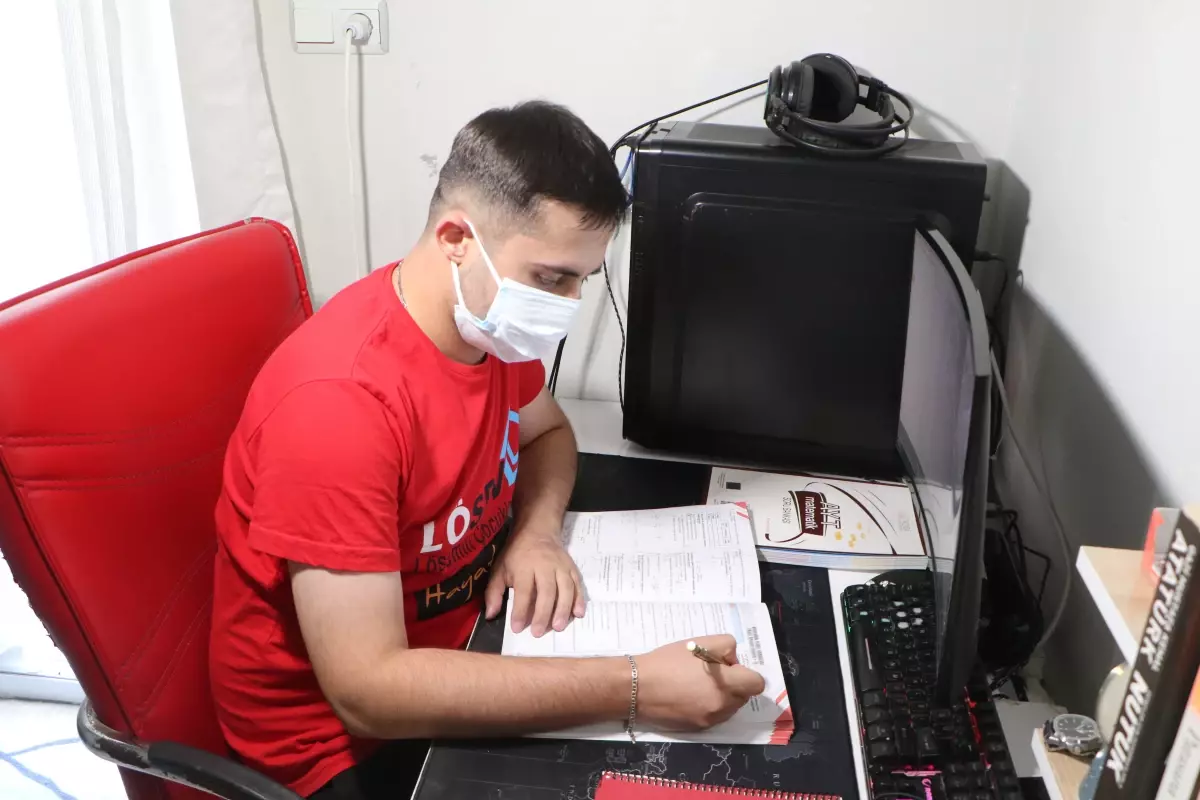 Kanser Hastası Gençten İlaç Yardımı Talebi