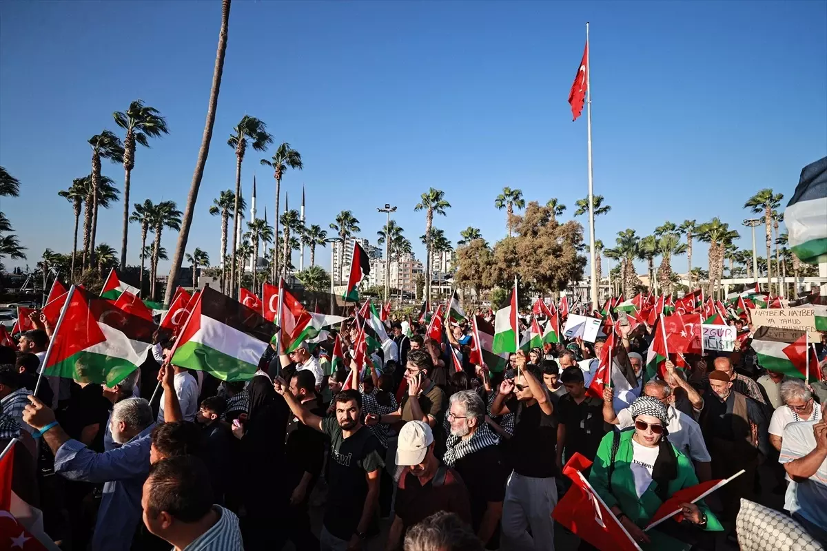 Gazze İçin Protesto Gösterileri